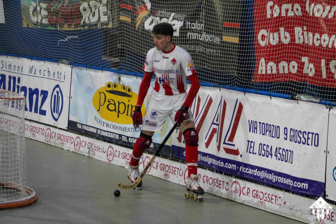 hockey.  A narrow defeat (7-6) to Carrefour Alice in the second division championship