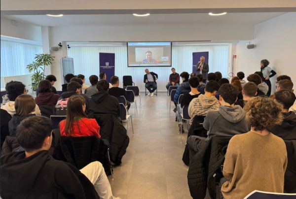 Studenti alla scoperta delle professioni digitali: incontro con imprese e Its per un futuro lavorativo di successo