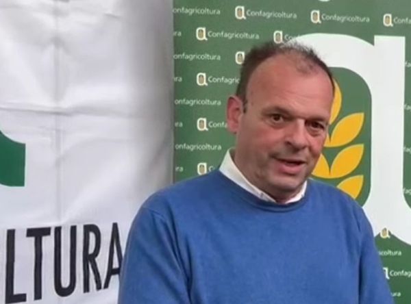 RENTRI, escluse molte aziende agricole dall’obbligo di iscrizione