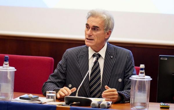 SSN in crisi: solo 6,2 infermieri per 1.000 abitanti, 175mila mancanti e stipendi tra i più bassi d'Europa