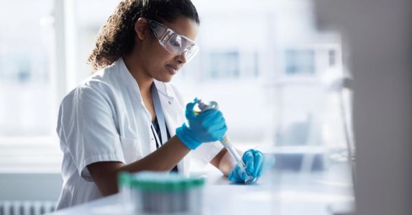 Miastenia grave: da oggi in Toscana i pazienti possono effettuare la terapia a casa