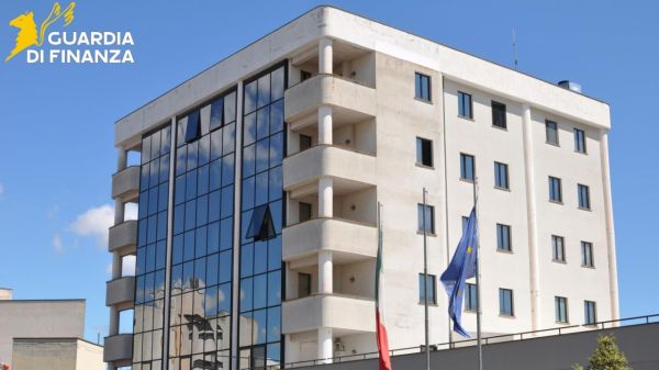 Viterbo, controlli della Guardia di Finanza sulle strutture extralberghiere: 7 denunce e 2 lavoratori irregolari