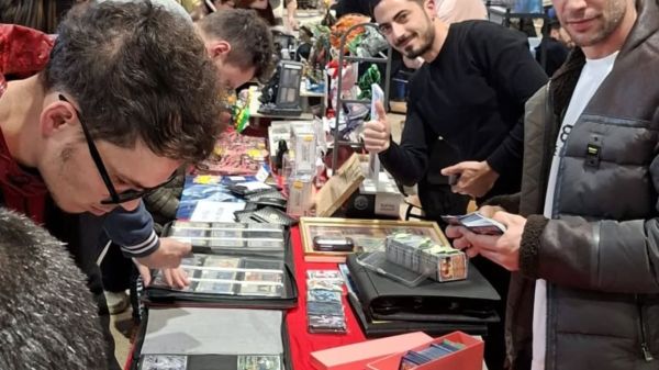 Dischi, fumetti e carte protagonisti al centro commerciale Aurelia Antica
