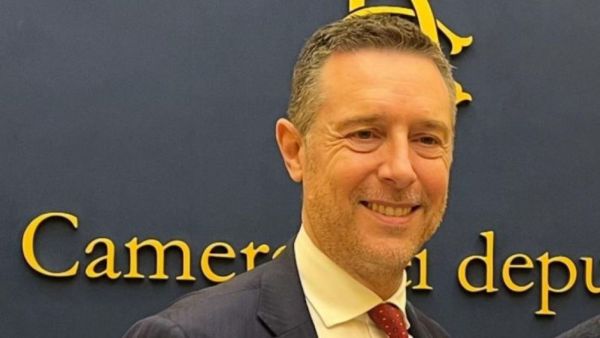 Immigrazione, Rossi (FDI): “Con governo Meloni stop definitivo alle porte aperte: più espulsioni, difesa dei confini e sicurezza per gli italiani”