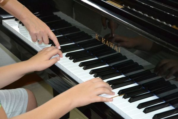 Il concerto di Natale degli allievi dell’Istituto musicale "Giannetti" al Polo le Clarisse