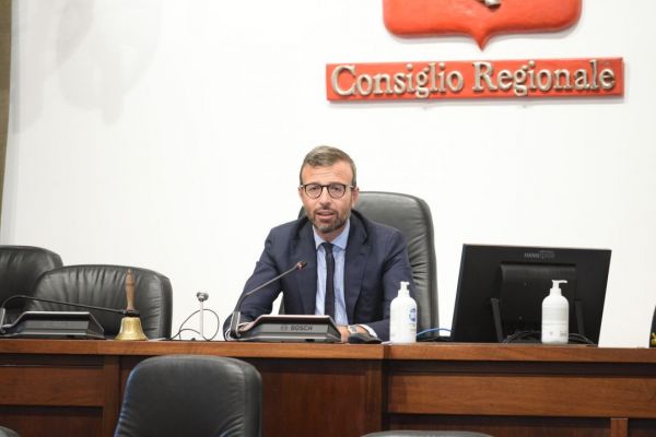 Toscana: Manovra 2023-2025, Consiglio approva a maggioranza