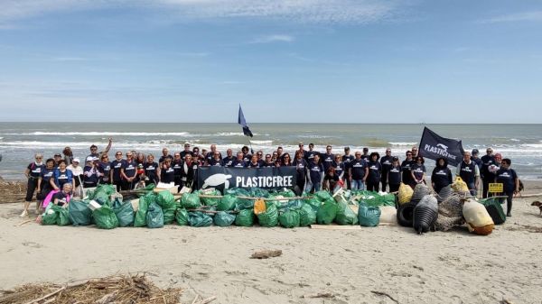 Ambiente: Plastic Free e NBFC uniscono le forze per contrastare l’inquinamento da plastica