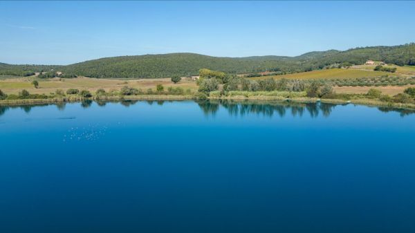 Lago dell’Accesa: Comune e Consorzio presentano il progetto di riqualificazione ambientale