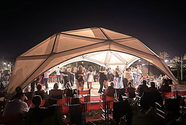 Tango in scatola alla Biblioteca di Artemare Club