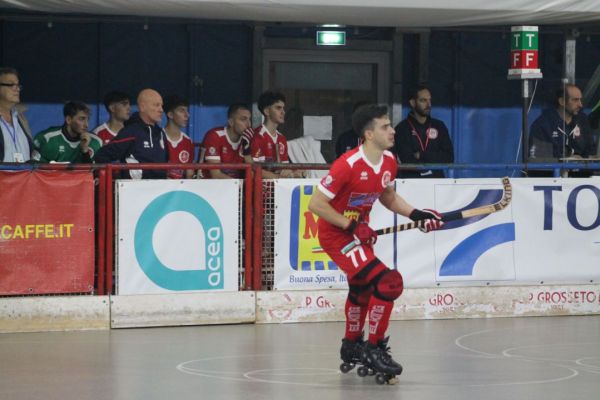 Hockey. Verso il derby Grosseto-Follonica: prevendite e biglietti ospiti