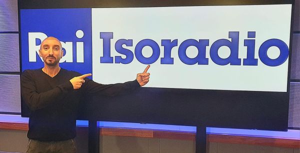 Oggi parliamo di... "Aggiungi un posto in macchina" con Stefano Bini