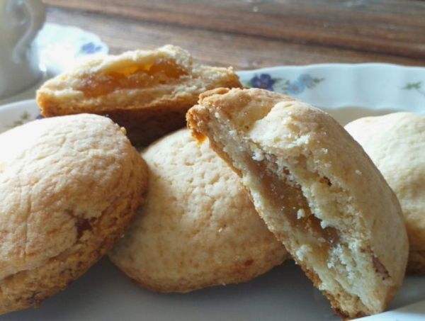 "In cucina con Giulia": biscotti mela e cannella