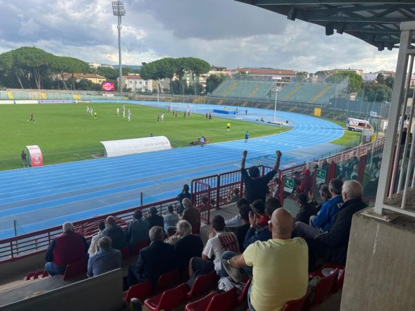 Calcio, partita tra Grosseto e Livorno, tutte le modifiche alla circolazione