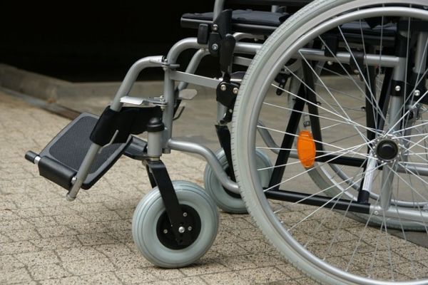 Progetto “Vita indipendente” per persone con gravi disabilità, i bandi dell’Asl Toscana Sud Est