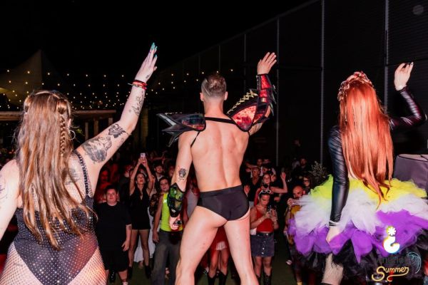 WhyNot Summer accende Arezzo con Aura Eternal e Roberta Orzalesi DJ