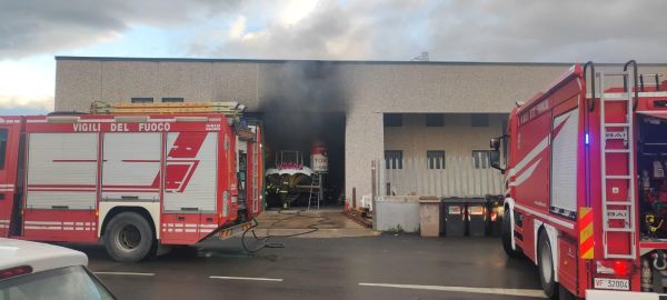 Incendio al capannone, l’impegno del Comune a sostegno dei rioni del Carnevale