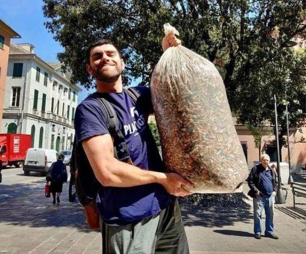 Rimuovere 200 Kg di mozziconi di sigarette per celebrare la Giornata dell'Ambiente