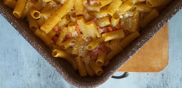 "In cucina con Giulia": pasta con pomodorini al forno
