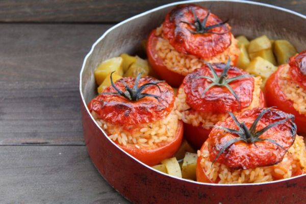 "In cucina con Giulia": pomodori ripieni con riso