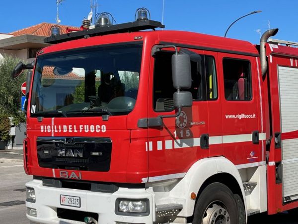 Incendio allo stabilimento di smaltimento rifiuti delle Strillaie, nessun ferito