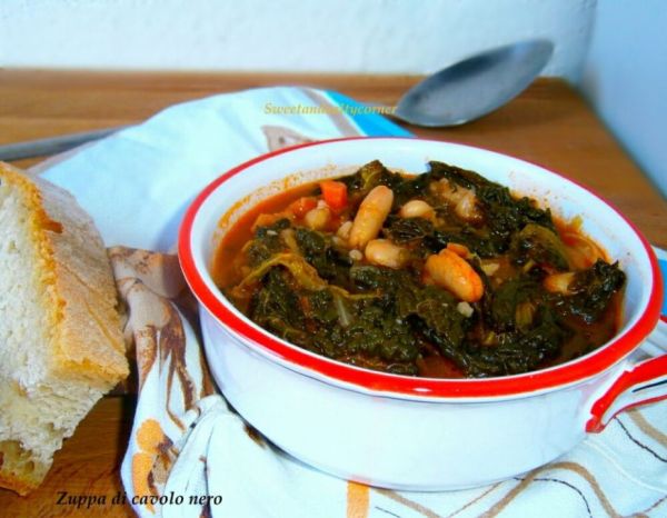 "In cucina con Giulia": zuppa di cavolo nero